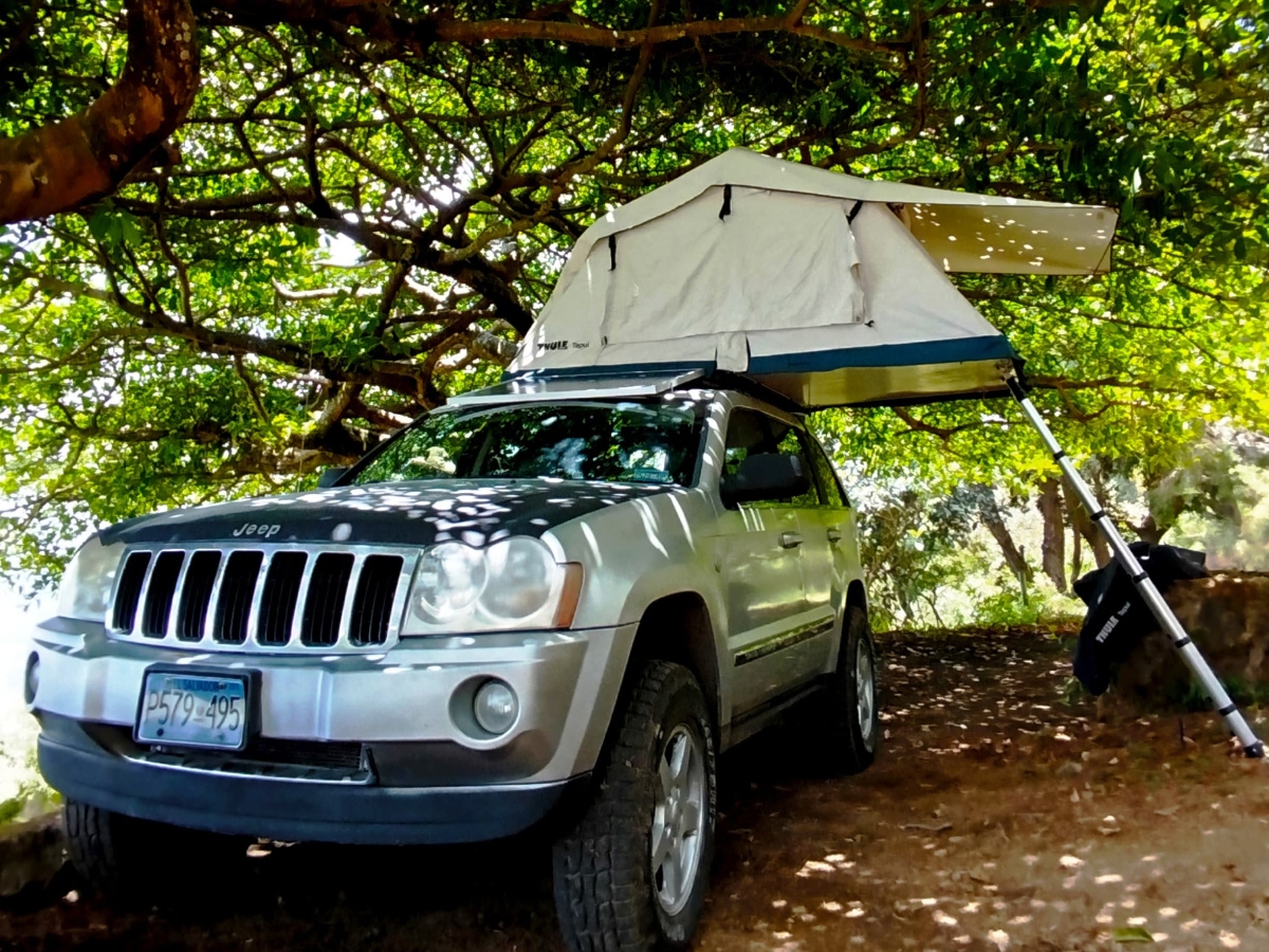 Jeep Grand Cherokee, Toyota FJ cruiser 2